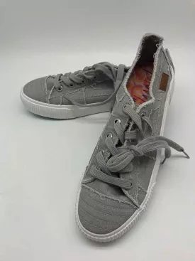 Pre-Owned Blowfish Grey Size 11 Fashion Sneaker Athletic Shoes