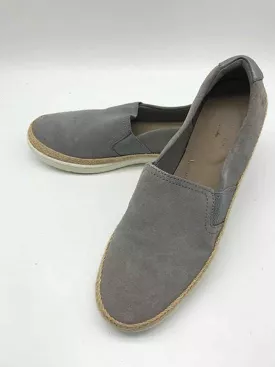 Pre-Owned Clarks Grey Size 9 Sneaker Slip On